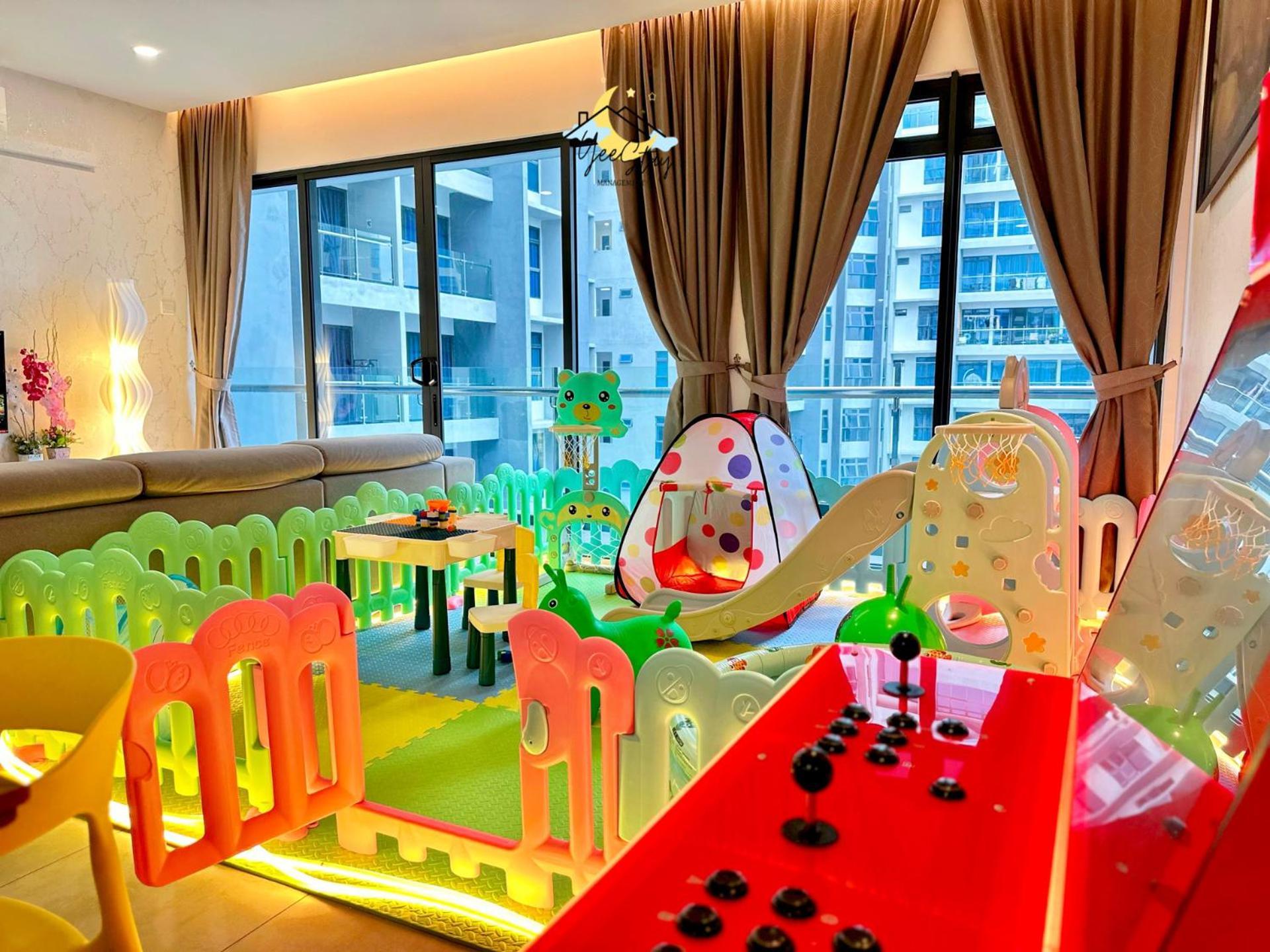 Апартаменти Atlantis 8-12Pax/Netflix/Video Game/5Min To Jonker Malacca Екстер'єр фото